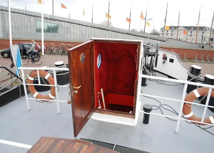 Hotelboot Zwaan