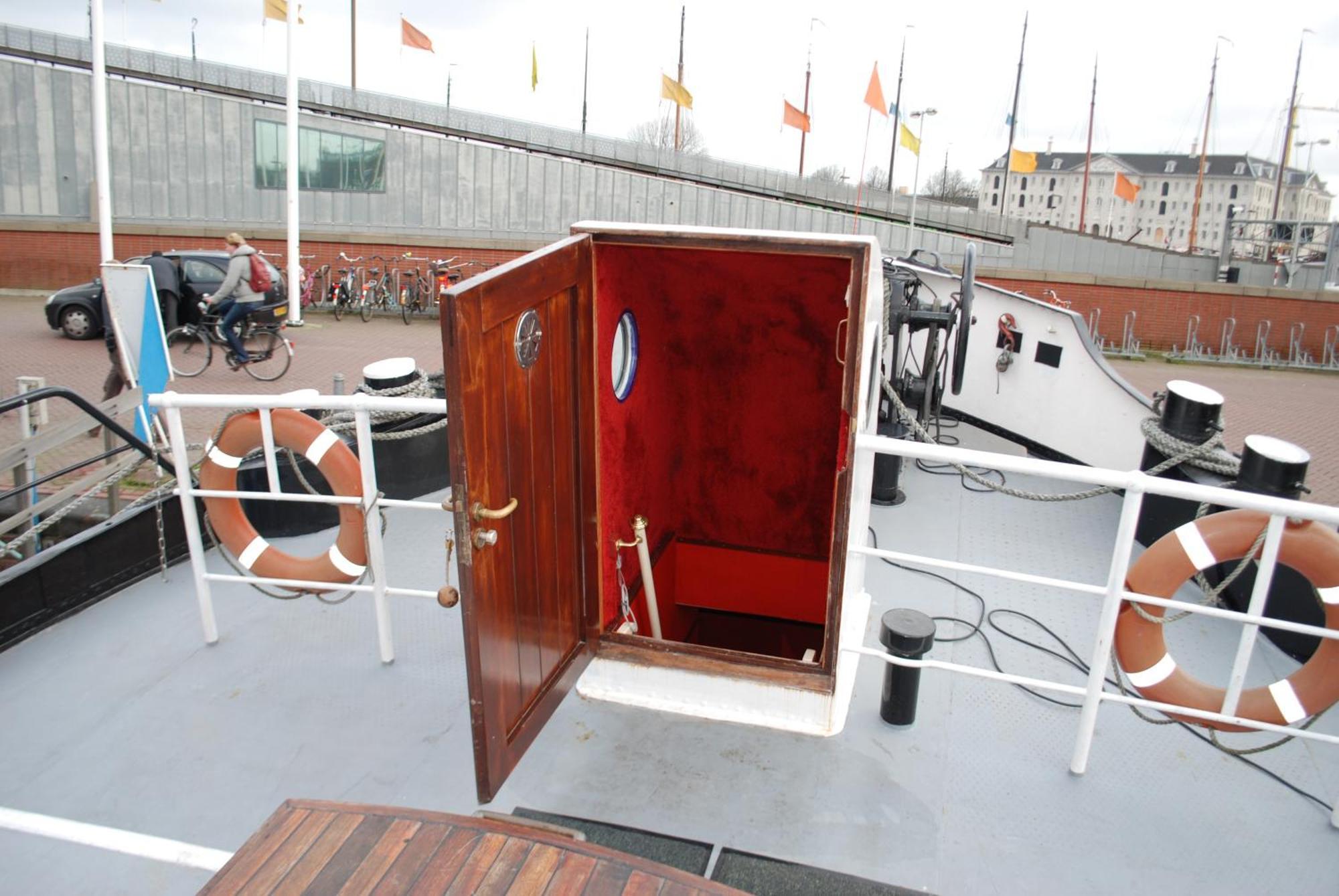Hotelboot Zwaan Amesterdão