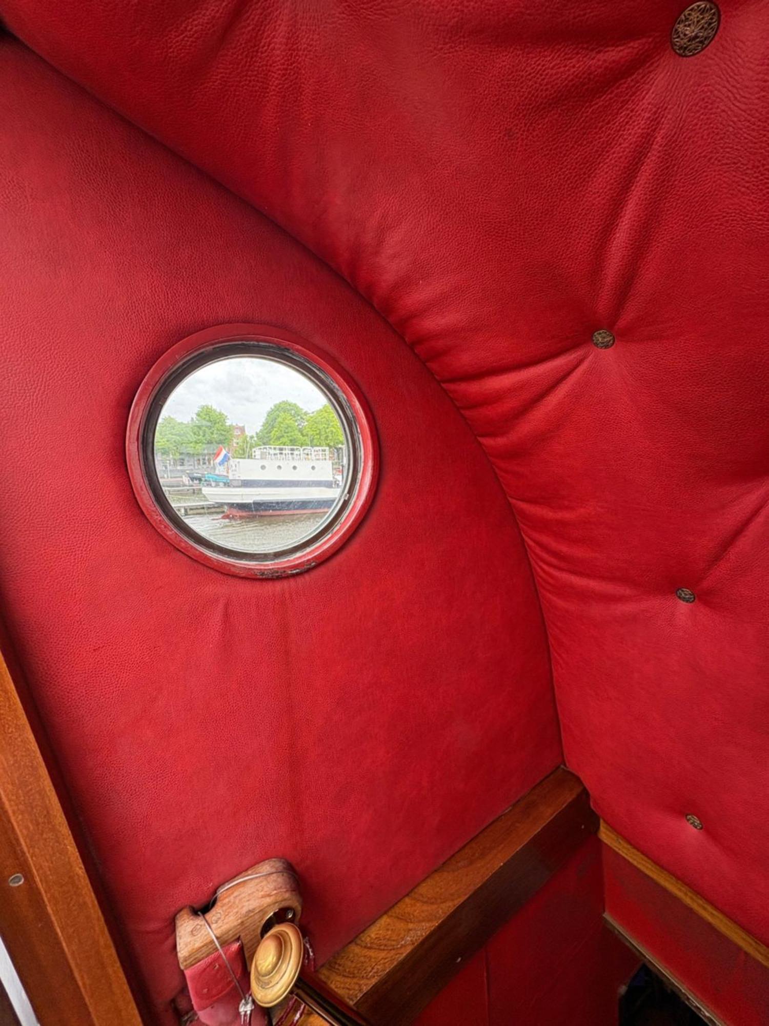Hotelboot Zwaan Amesterdão